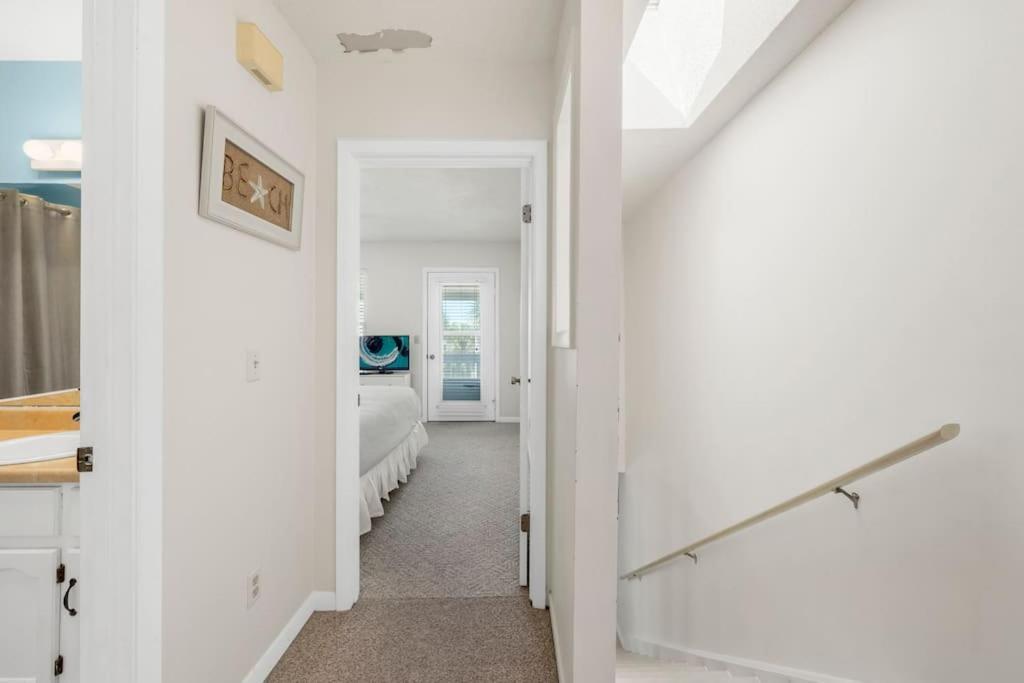 New! Steps To White Sand Beaches! Pool & Grill! 2Br 2Ba Panama City Beach Exteriér fotografie